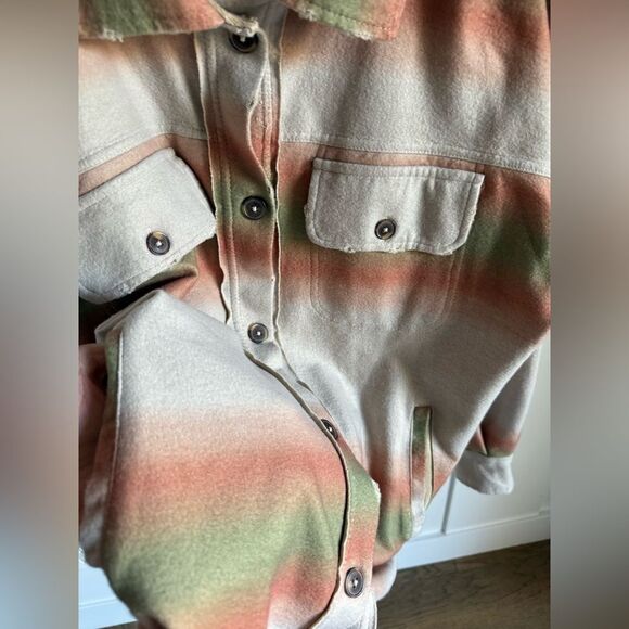 Free Peopler Ombré Serape Ruby Shacket - Picture 4 of 13